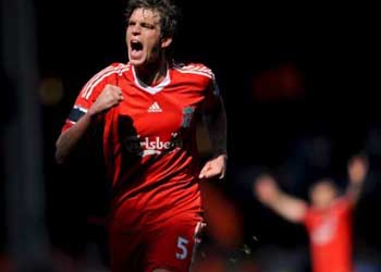 Daniel Agger jubler