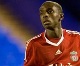 Loan Watch: Chris Mavinga med stygt kung fu spark på Mehdi Carcela hos Standard Liege
