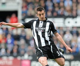 Overgangsrykter: Jose Enrique med lønnskutt for å gå til Liverpool ?
