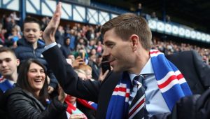 steven-gerrard-is-unveiled-as-the-new-manager-at-rangers-5afd64fb347a024318000016[1]